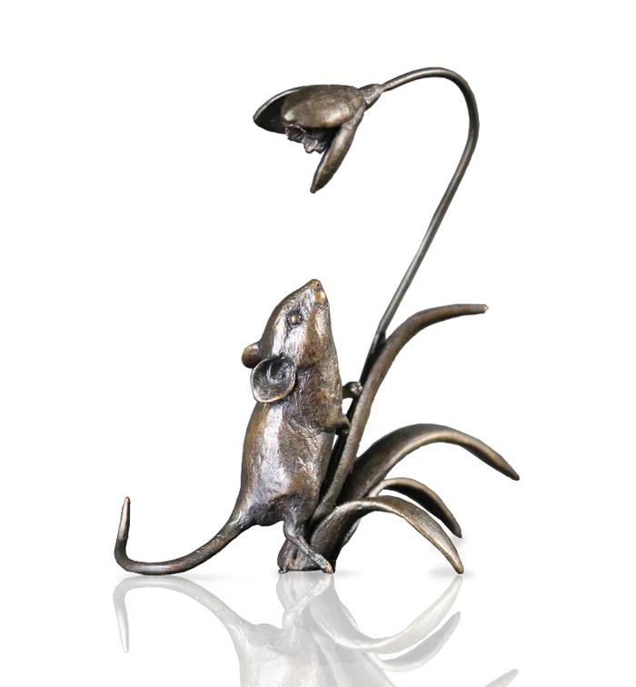 Solid Bronze Mouse With Snowdrop (1175)