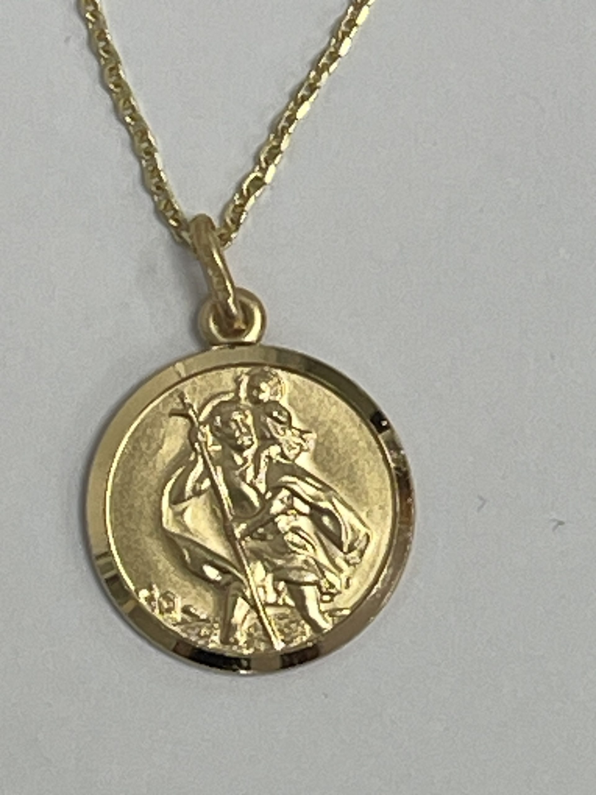9ct Yellow Gold St Christopher Pendant & Chain