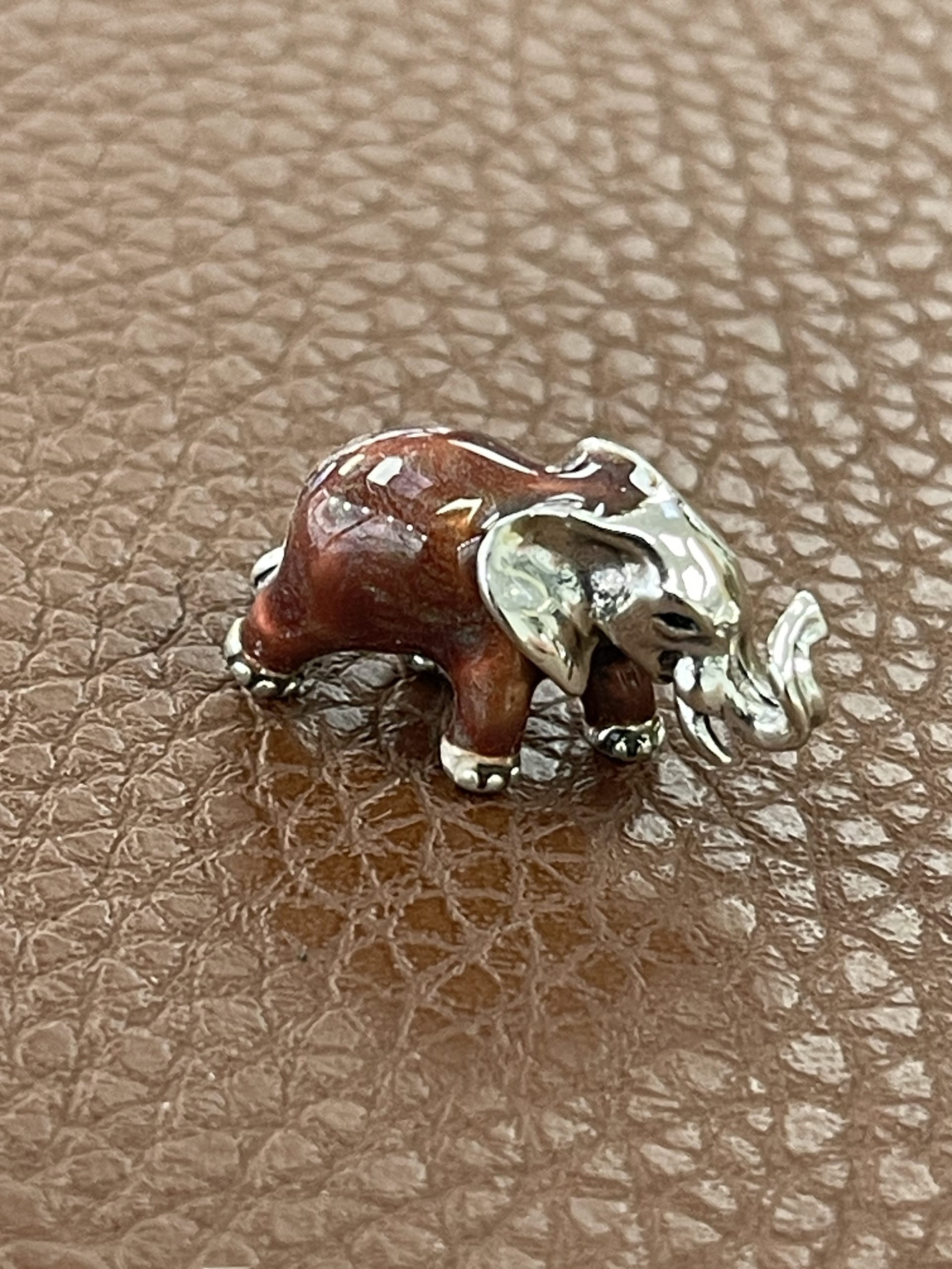 Saturno Sterling Silver & Enamel Small Elephant Sculpture Figurine