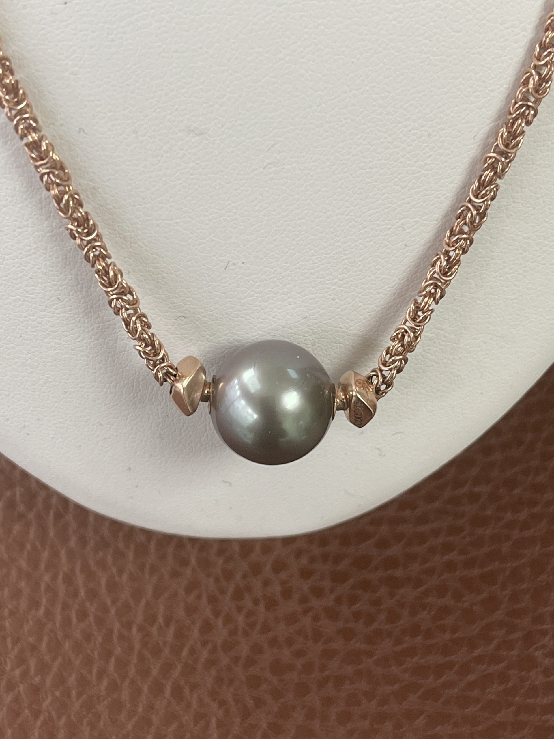 18ct Rose/Gold Byzantine Chain Grey Tahitian Pearl 14.1mm Vintage