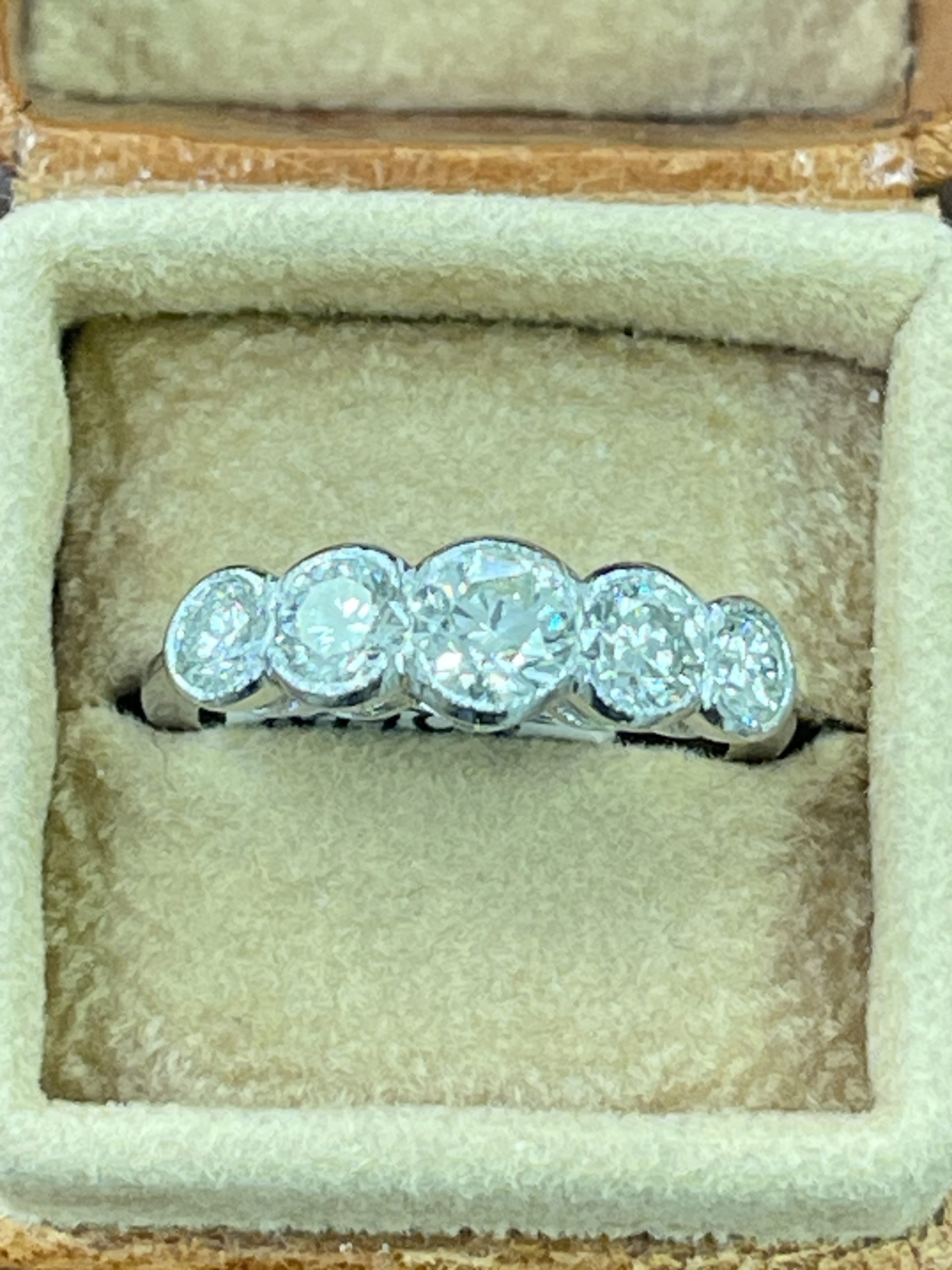 1ct 50pts Platinum Five Stone Diamond Ring Secondhand
