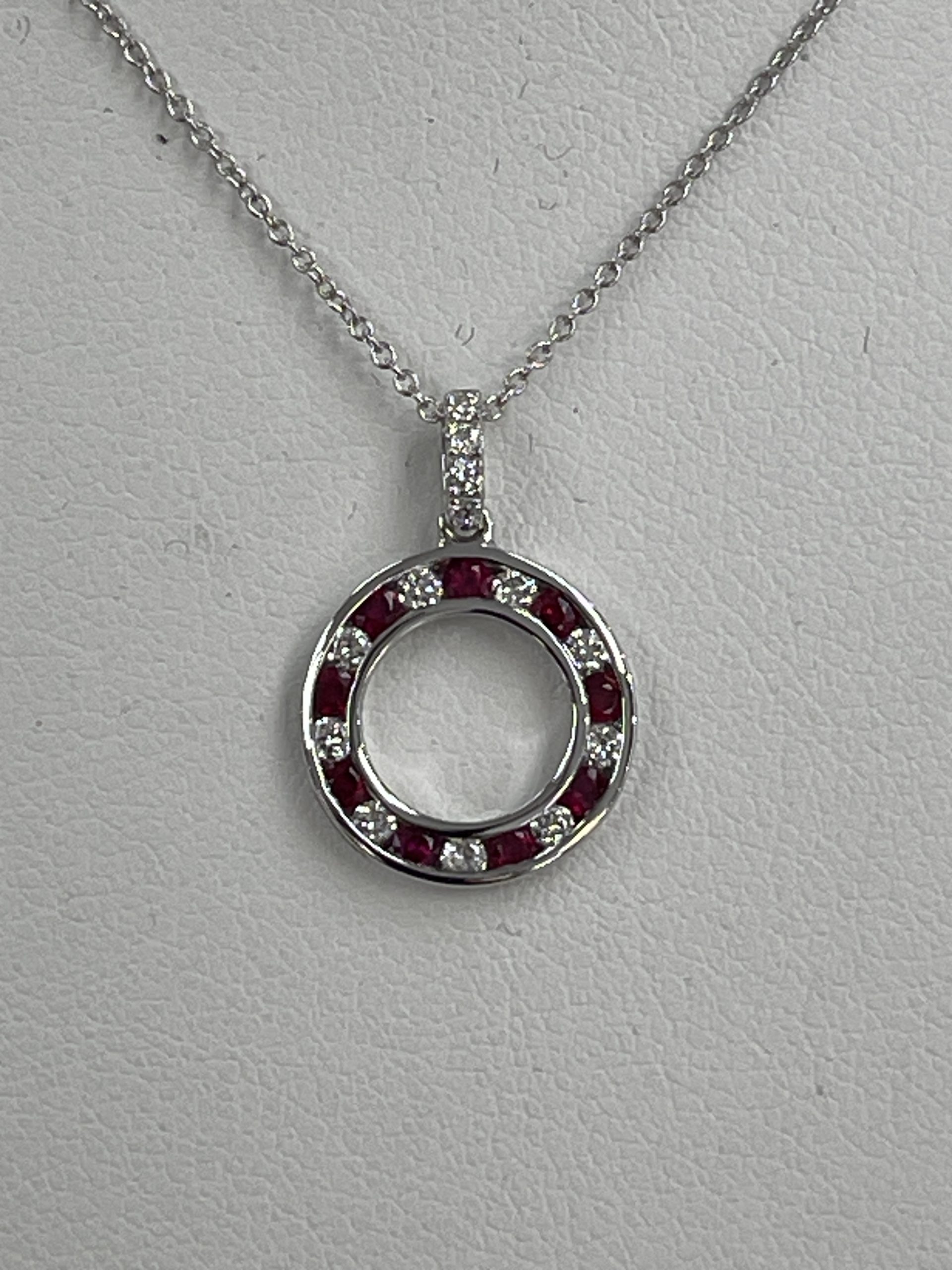 18ct White Gold Ruby & Diamond Circle Pendant & Chain