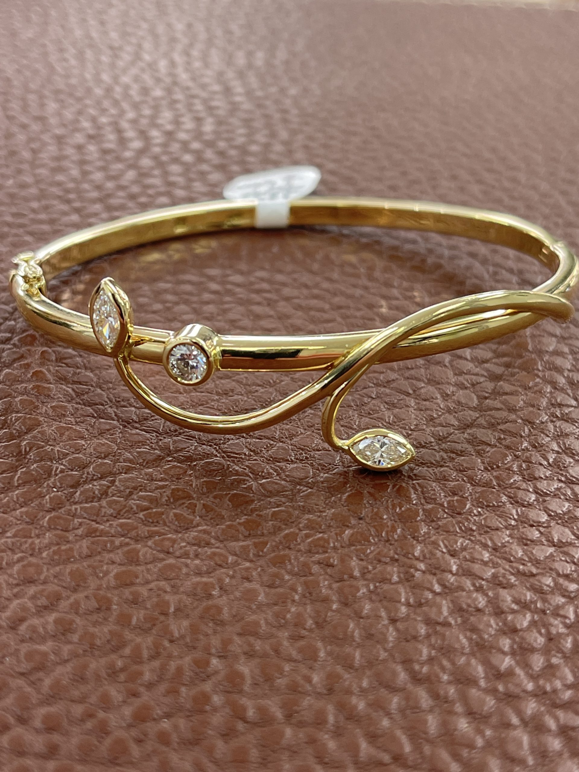 18ct Marquise & Round Shaped Diamond Bangle Secondhand